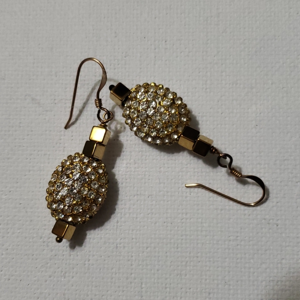 Jewelry - Picture 2 of 2